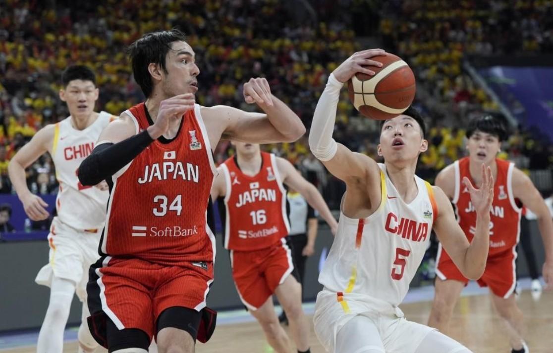 安博体育登录入口-Apex英雄焦点战：烈日裁决对战苍狼突击，完成三杀，锁定晋级资格