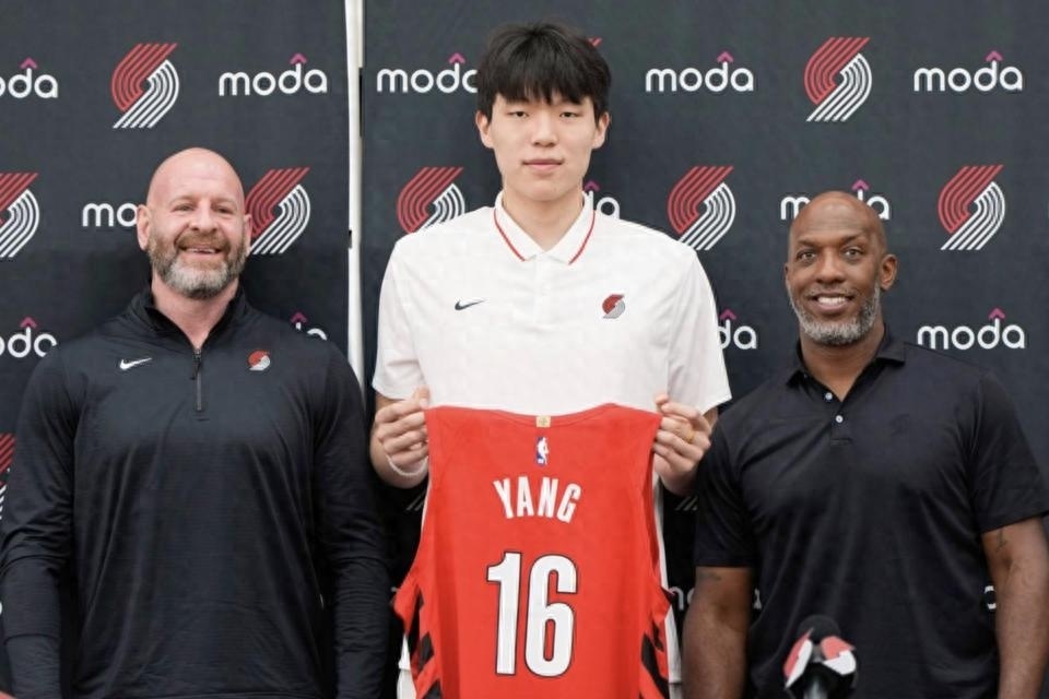 终于轮到我了！波特兰开拓者球员杨瀚森前来报到！